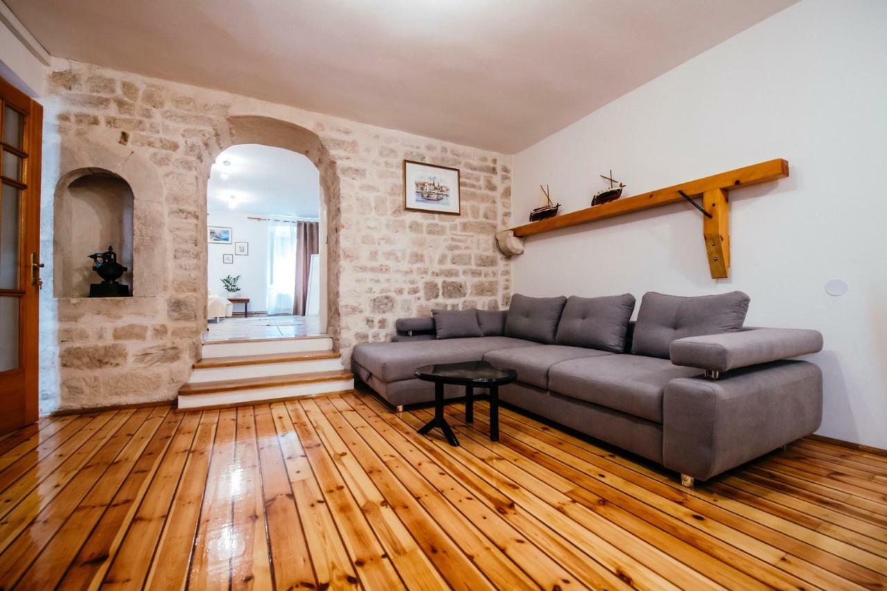 Heart Of Town Apartment Zadar Luaran gambar