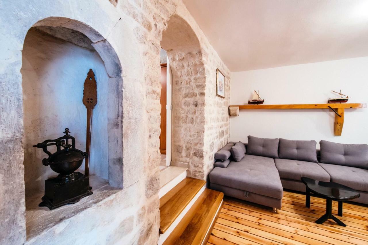 Heart Of Town Apartment Zadar Luaran gambar