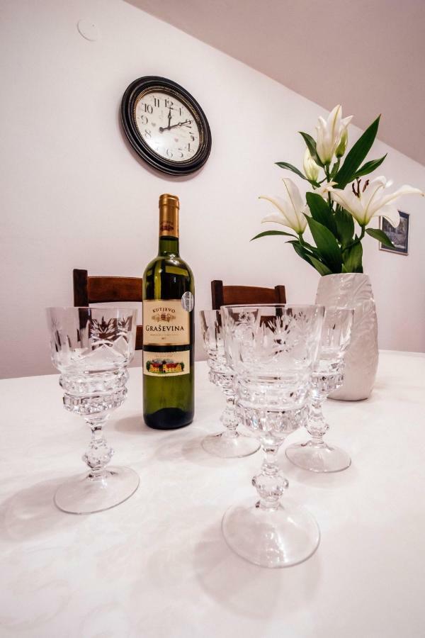Heart Of Town Apartment Zadar Luaran gambar